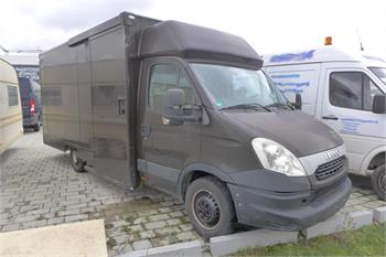 Transporter IVECO 35S13
