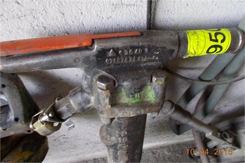 Bohr-Presslufthammer
