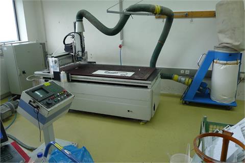 CNC Fräsbearbeitungszentrum PROCEED Bulleri Maschine