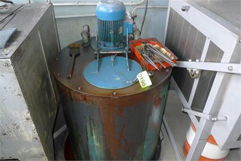 Quenching oil bath filled with Isodur 450E