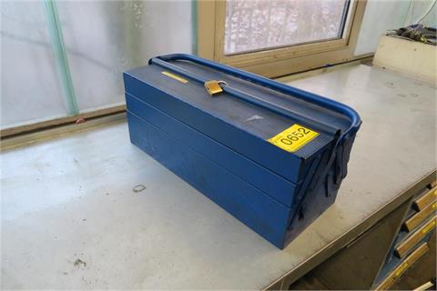 Accordion tool box