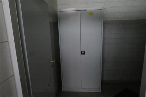 Metal locker