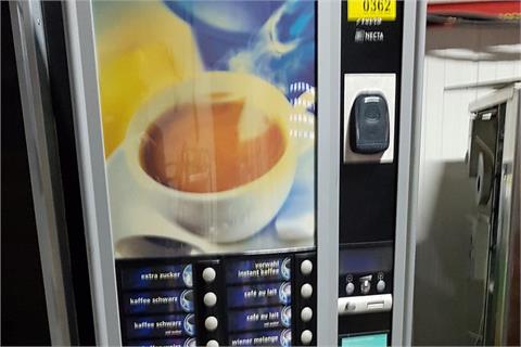 Heißgetränkeautomat N&W Global Vending Necta Astro 
