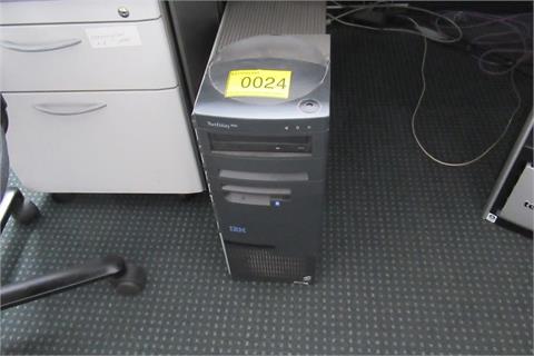 PC Tower IBM Netfinity 3000