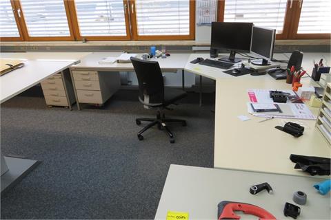 Schreibtischwinkelkombination Assmann Büromöbel