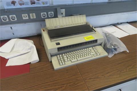 Elektrische Schreibmaschine IBM 6747