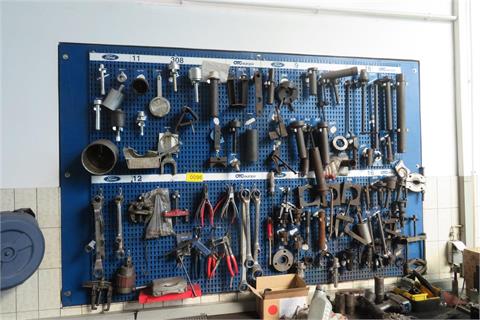 Posten Ford Spezialwerkzeuge OTC Europe auf Metalllochblechwände/Werkzeugtafeln