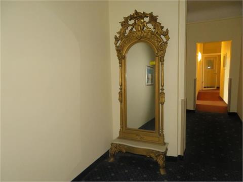 Antiker Barockspiegel mit Konsole
