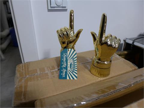 Stück  Deko-Fingerskulptur "Daumen Zeigefinger Skulptur" Temerily Jones LONDON