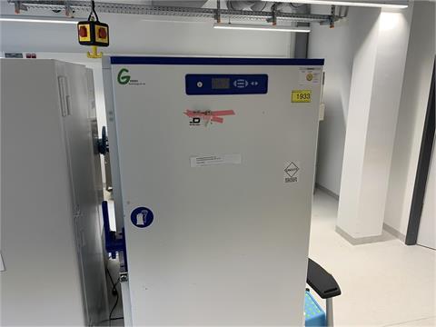 Tiefgefrierkühlschrank B medical systems UF 755 GG